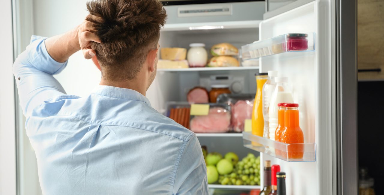 Museum faglært pas Sådan organiserer du dit køleskab for at undgå bakterier og madspild