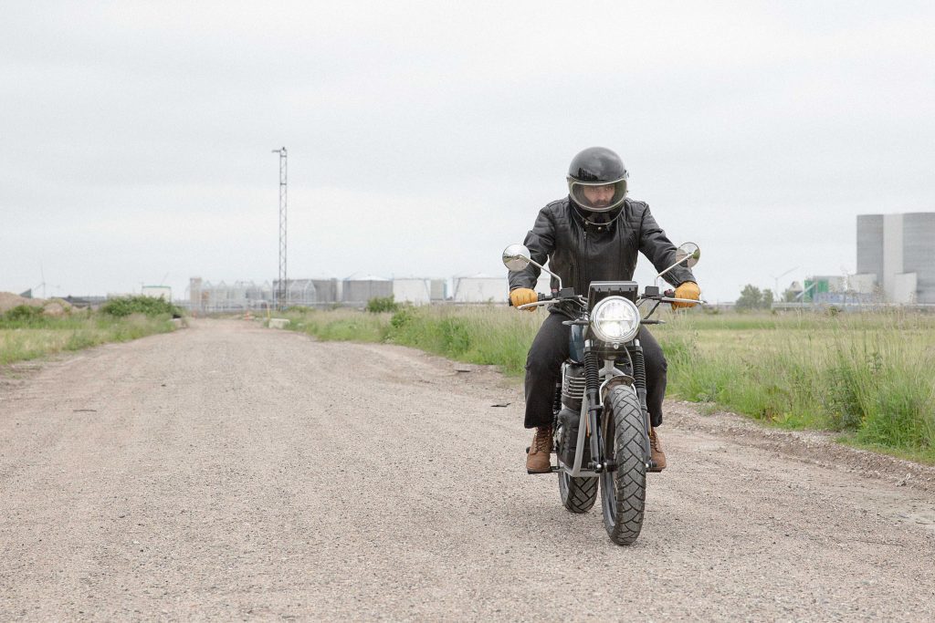Som en ninja i trafikken: Elektrisk motorcykel fra Sverige skal gøre lydløse. Vi tog en tur
